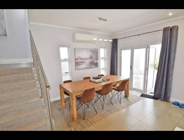 3 BEDROOM TOWNHOUSE FOR SALE IN SANDOWN